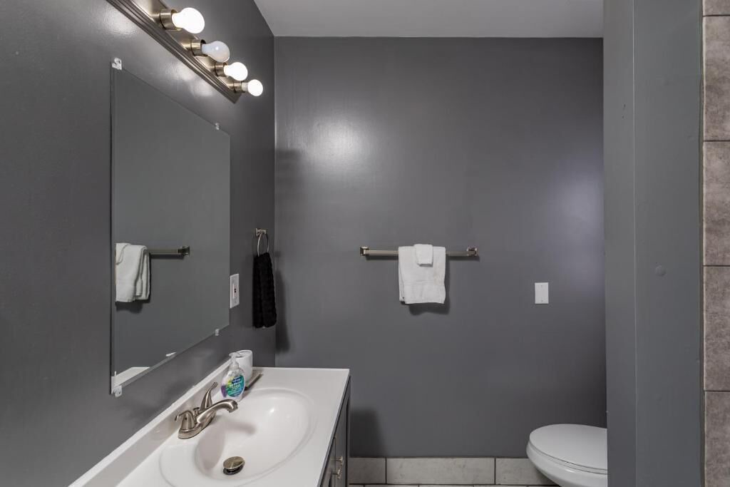 Photo of Bathroom in Smoketown Jackson