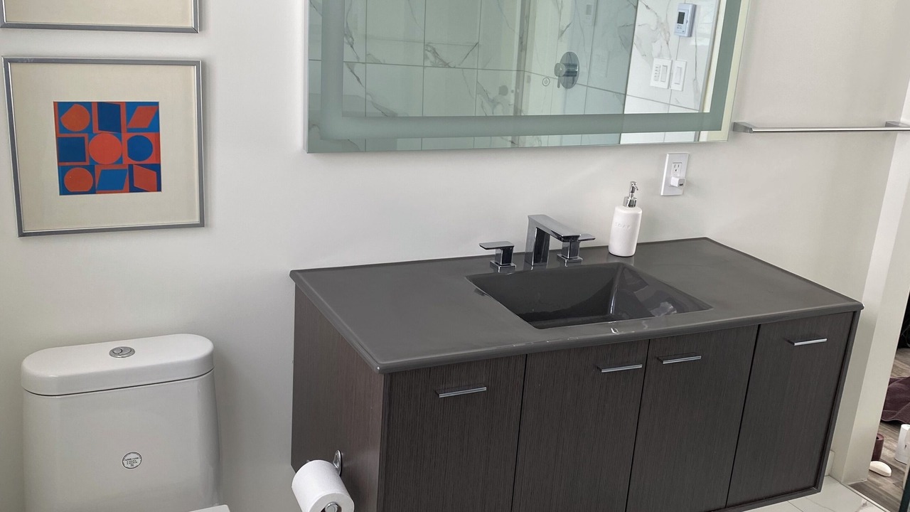 Photo of Bathroom in Falcon Lake