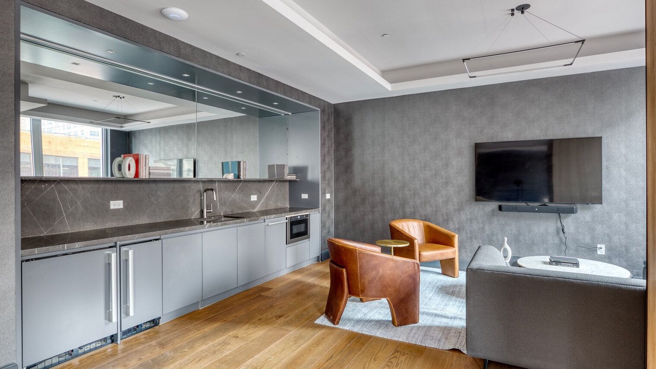 Photo of Others in Gramercy