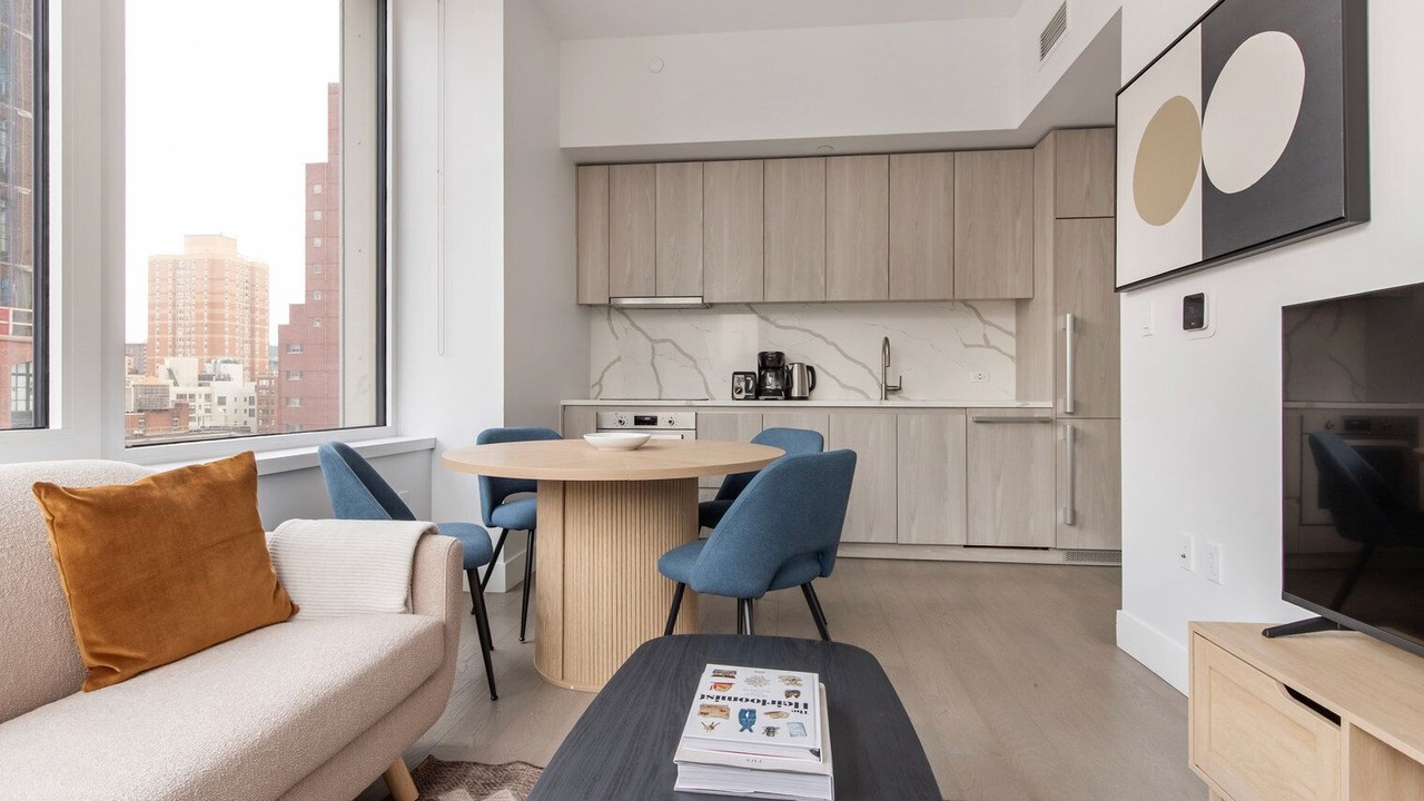 Photo of Livingroom in Gramercy