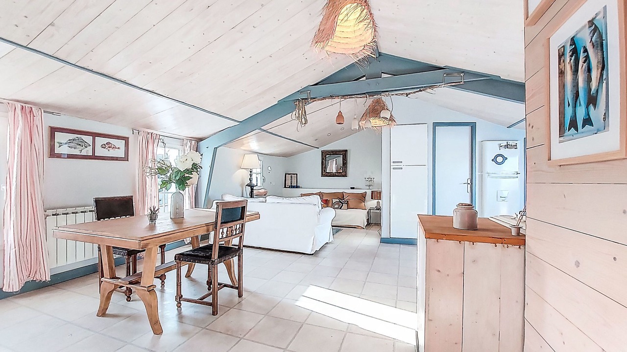 Photo of Livingroom in L'Epine