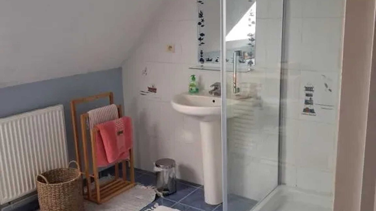 Photo of Bathroom in Flore