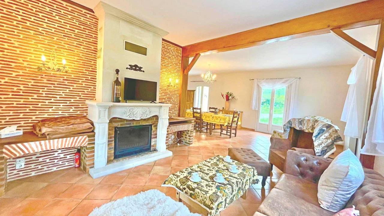 Photo of Livingroom in Gensac