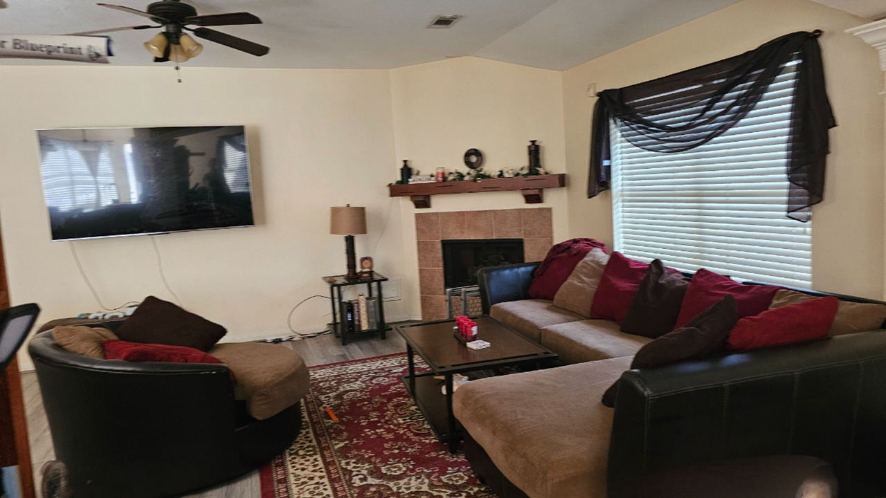 Photo of Livingroom in Richmond