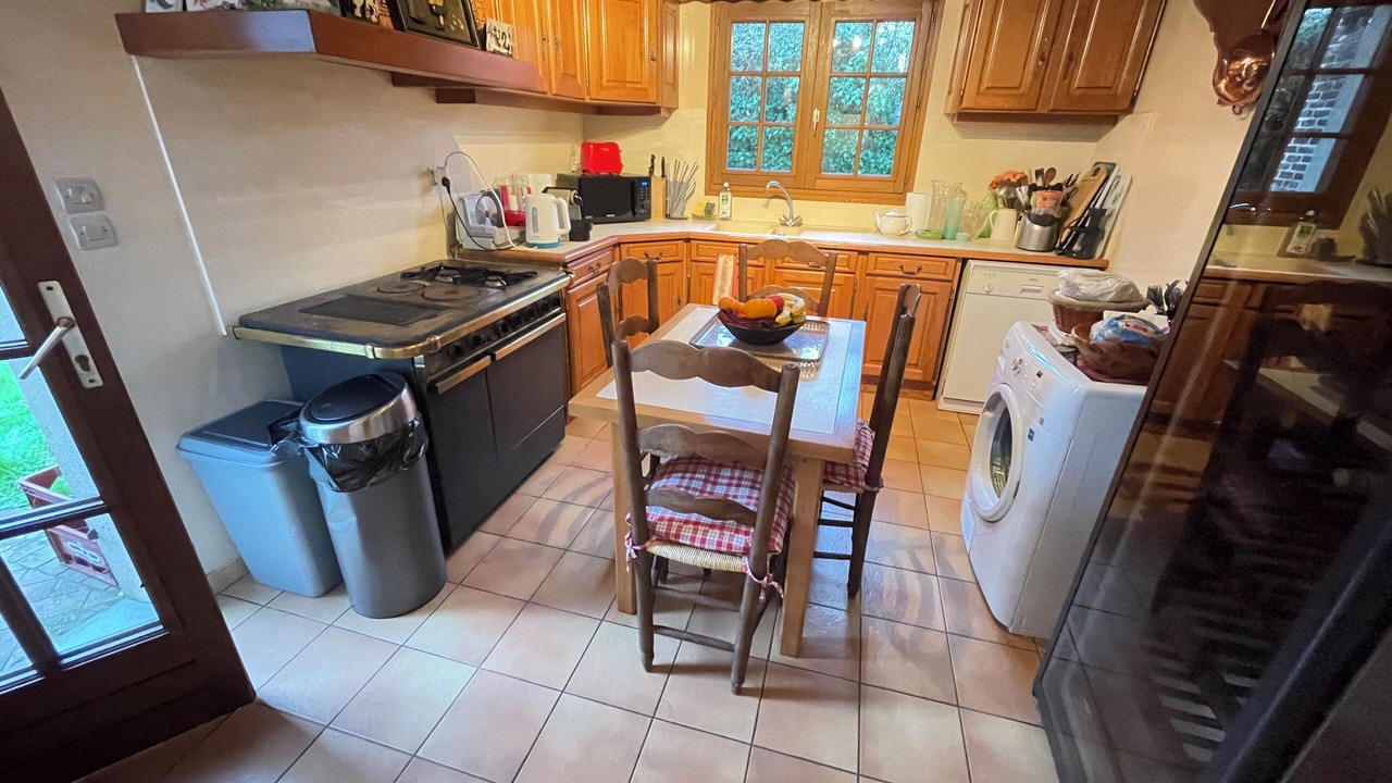 Photo of Kitchen in Saint-Vincent-du-Boulay