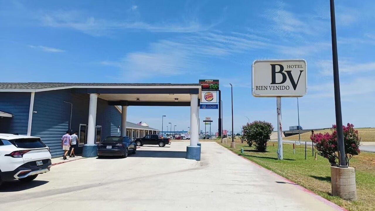 Photo of Outdoor in Pearsall