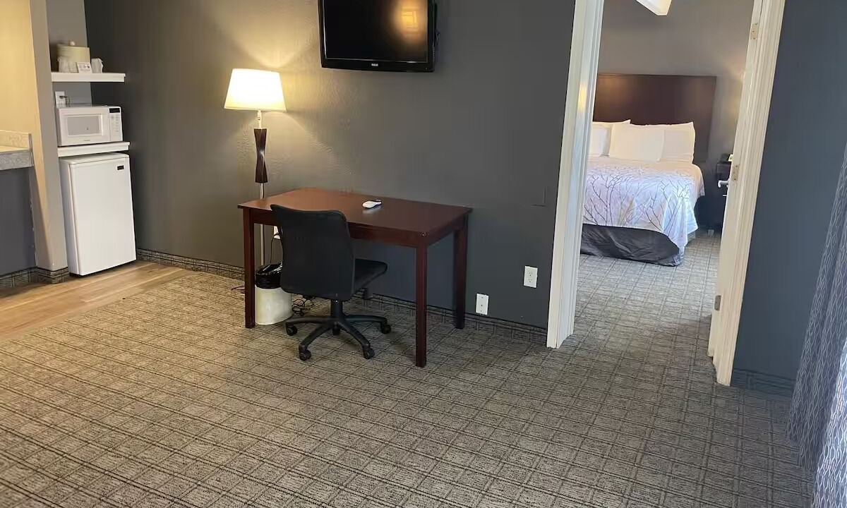 Photo of Livingroom in Urbana