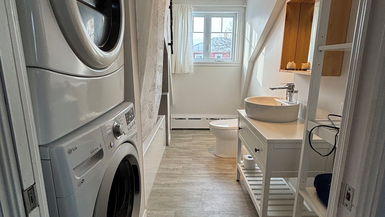 Photo of Bathroom in Riviere-du-Loup Regional County Municipality