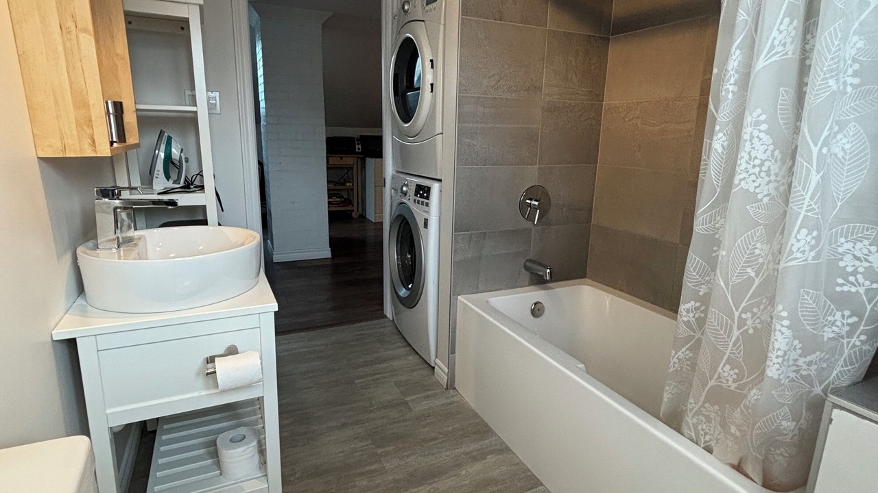 Photo of Bathroom in Riviere-du-Loup Regional County Municipality