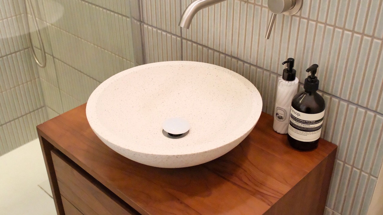Photo of Bathroom in Suresnes