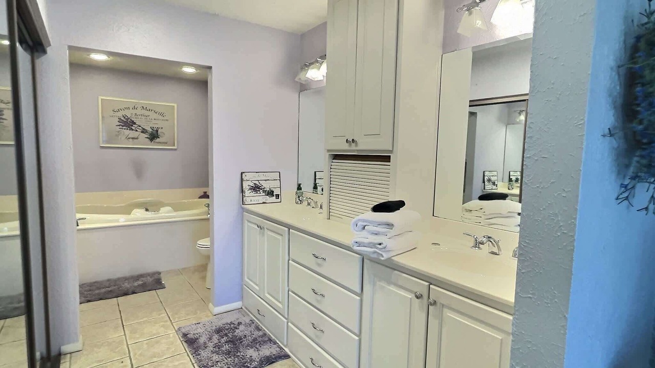 Photo of Bathroom in Holiday Island