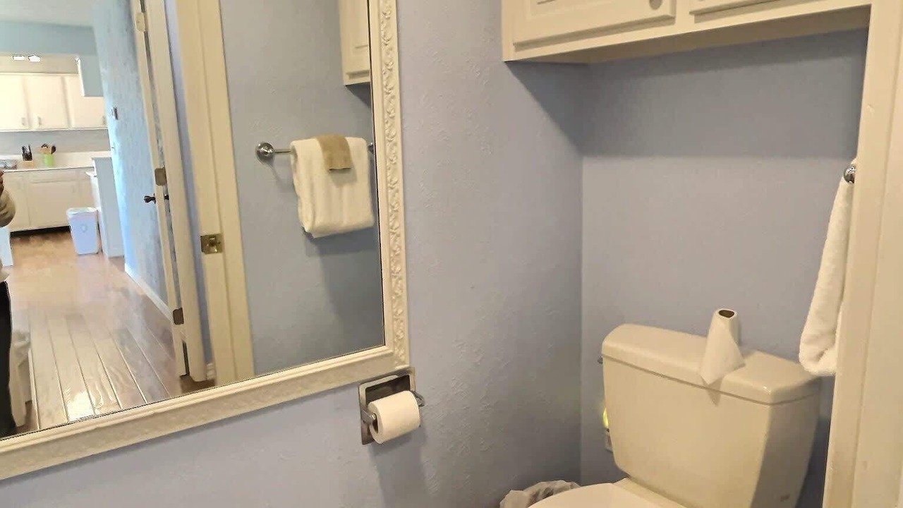 Photo of Bathroom in Holiday Island