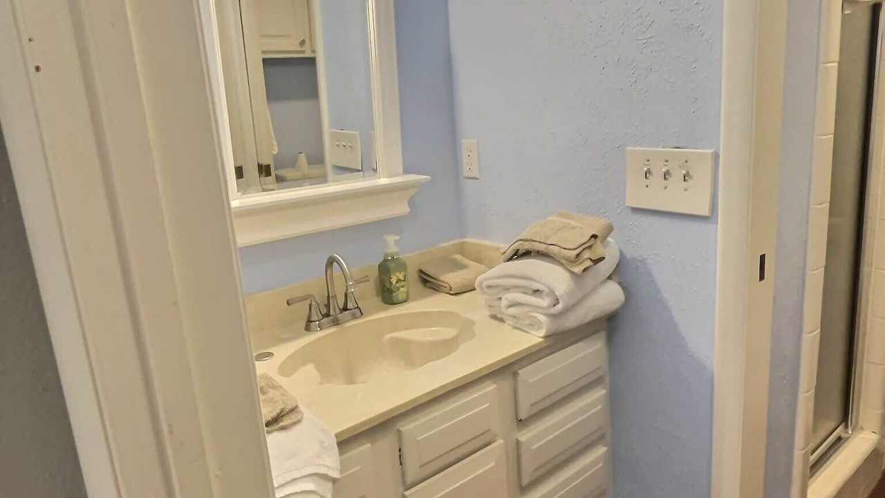 Photo of Bathroom in Holiday Island