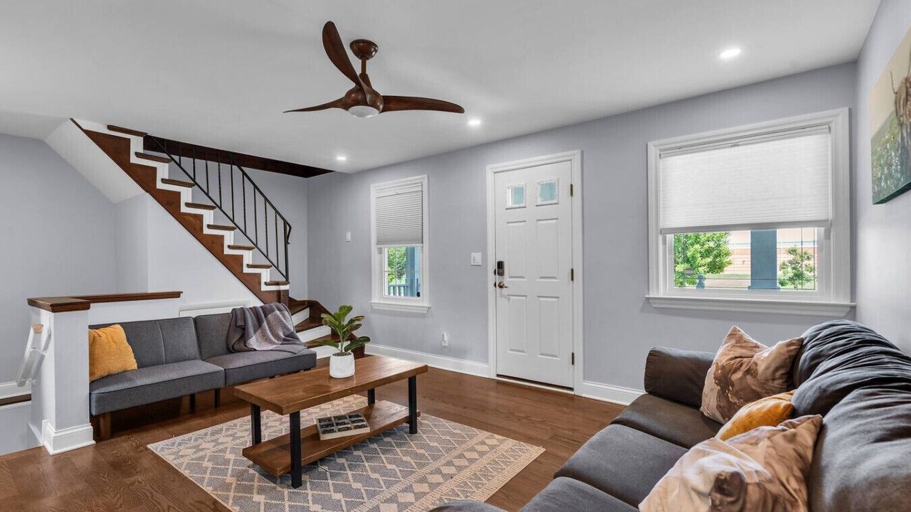 Photo of Livingroom in Arlington Heights