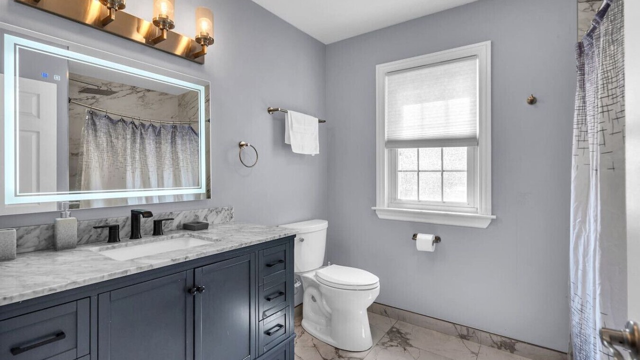 Photo of Bathroom in Arlington Heights