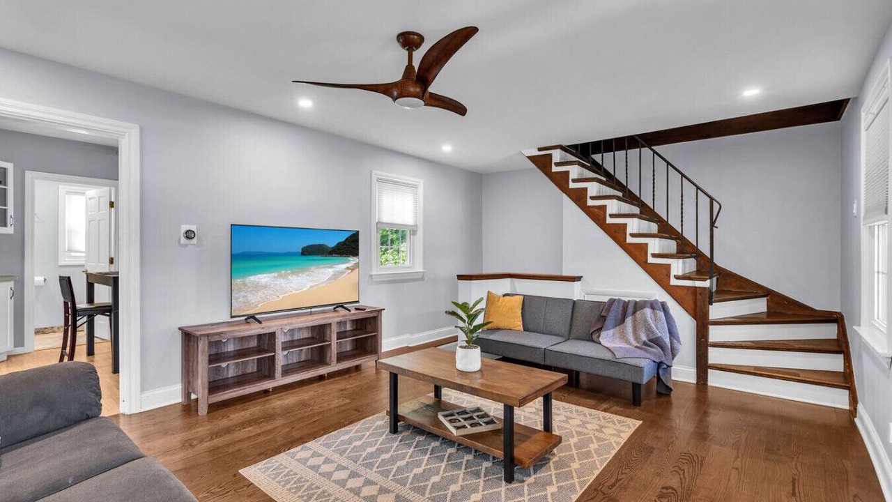 Photo of Livingroom in Arlington Heights