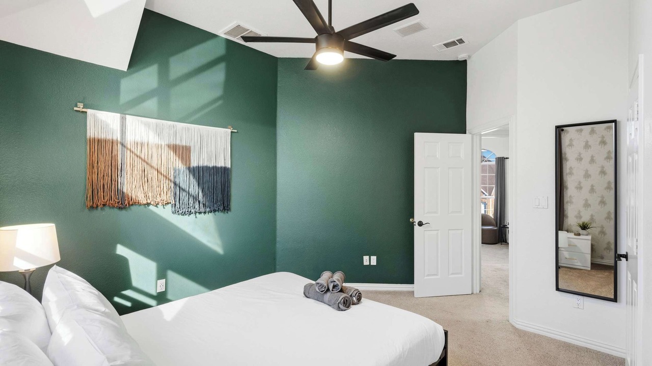 Photo of Bedroom in Fossil Creek