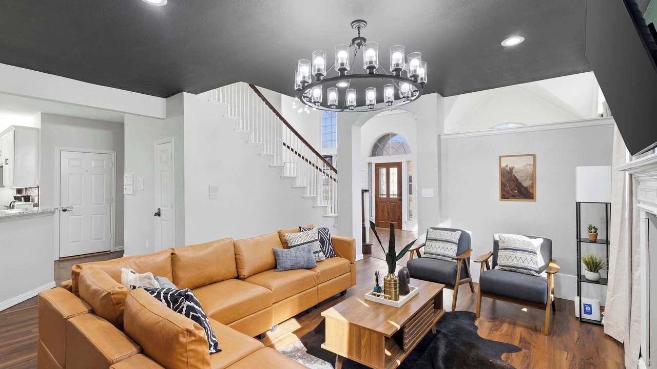 Photo of Livingroom in Fossil Creek