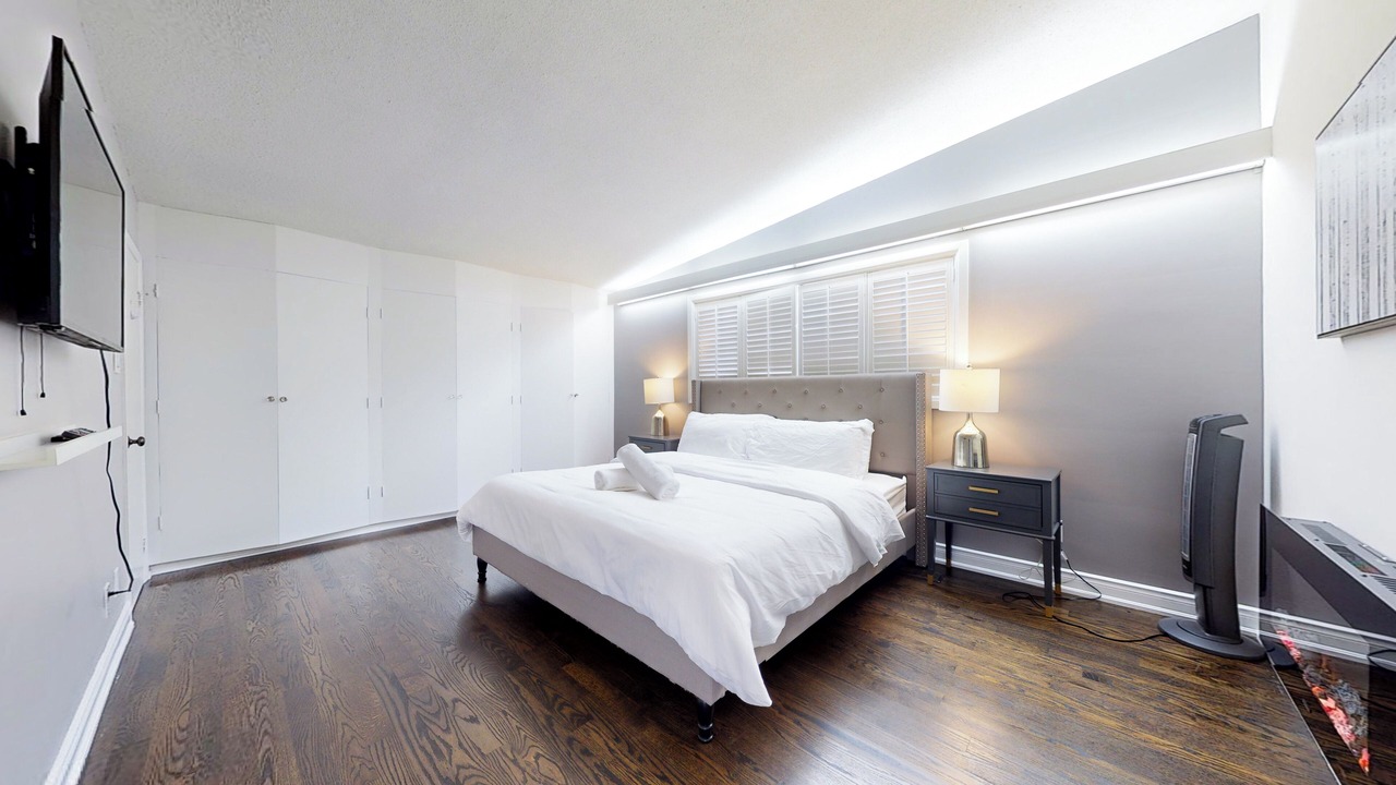 Photo of Bedroom in Newtonbrook