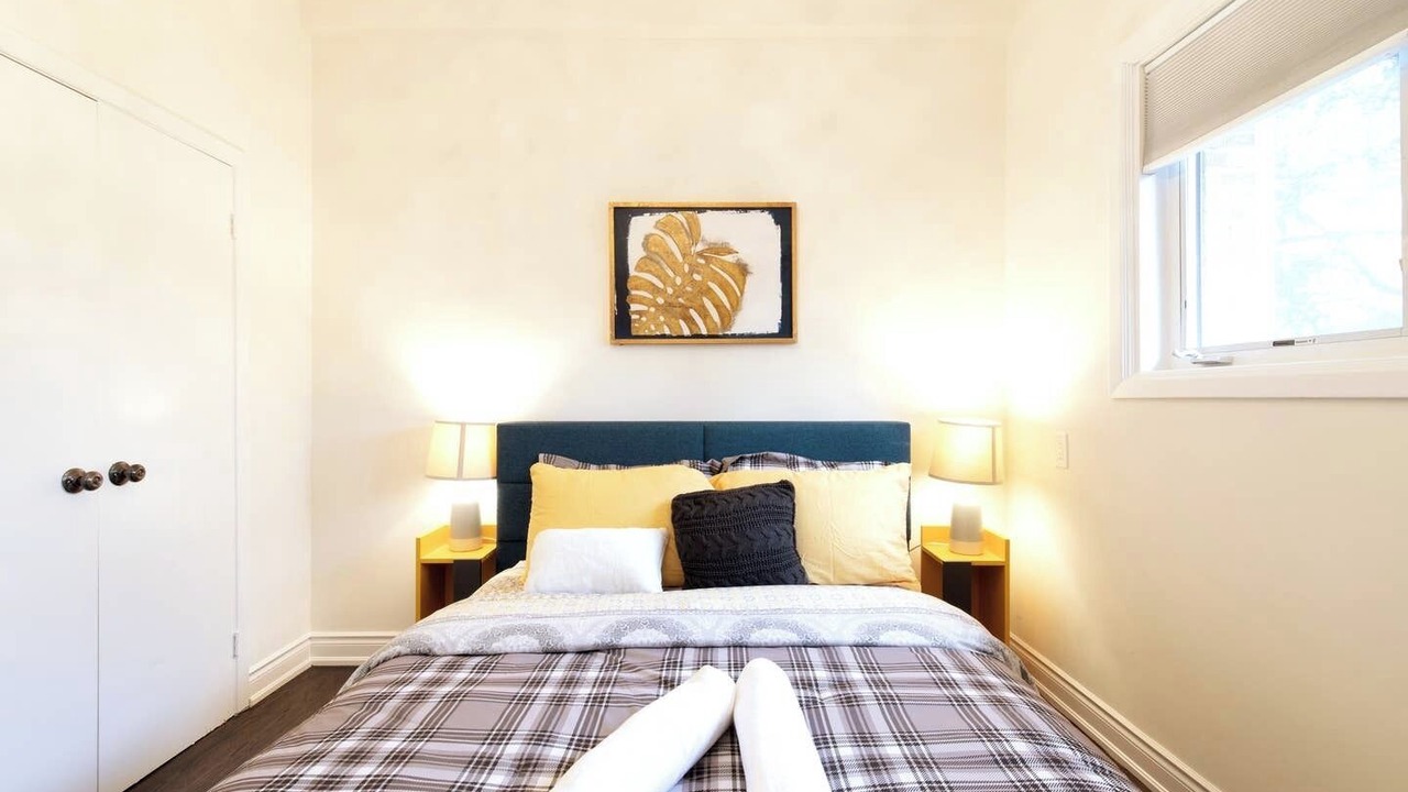 Photo of Bedroom in Newtonbrook