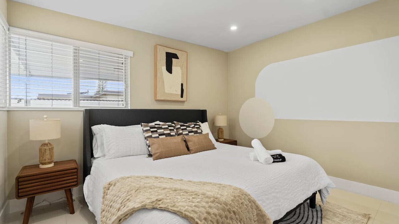 Photo of Bedroom in Olympia Heights