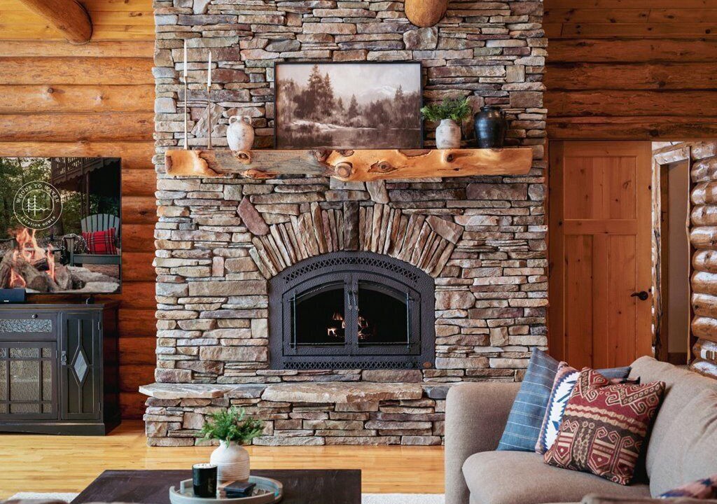 Photo of Livingroom in Crosslake