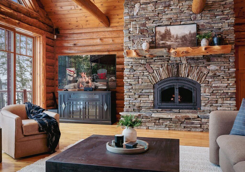 Photo of Livingroom in Crosslake