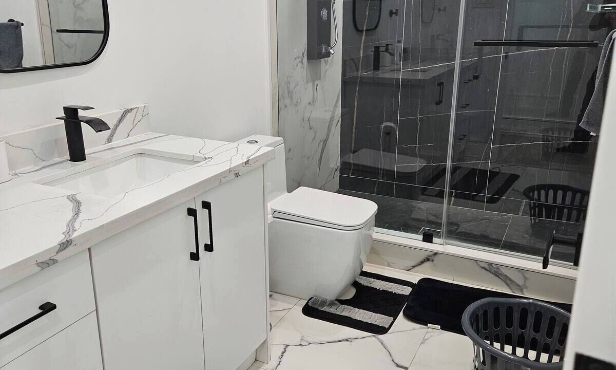 Photo of Bathroom in Oakridge