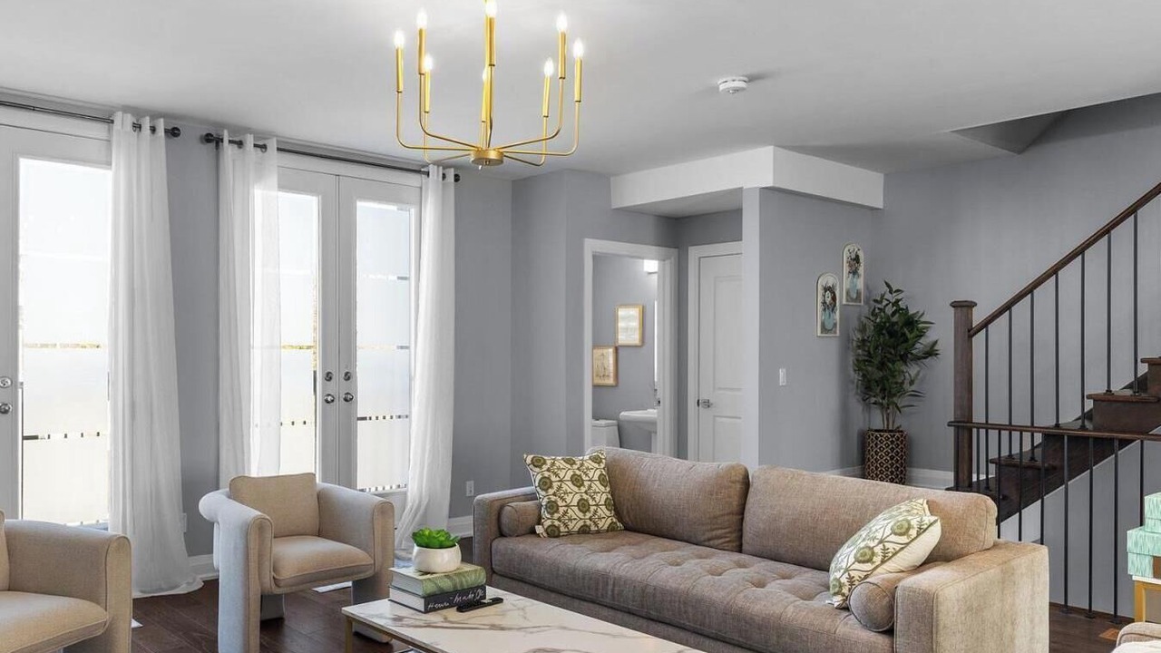 Photo of Livingroom in Newmarket