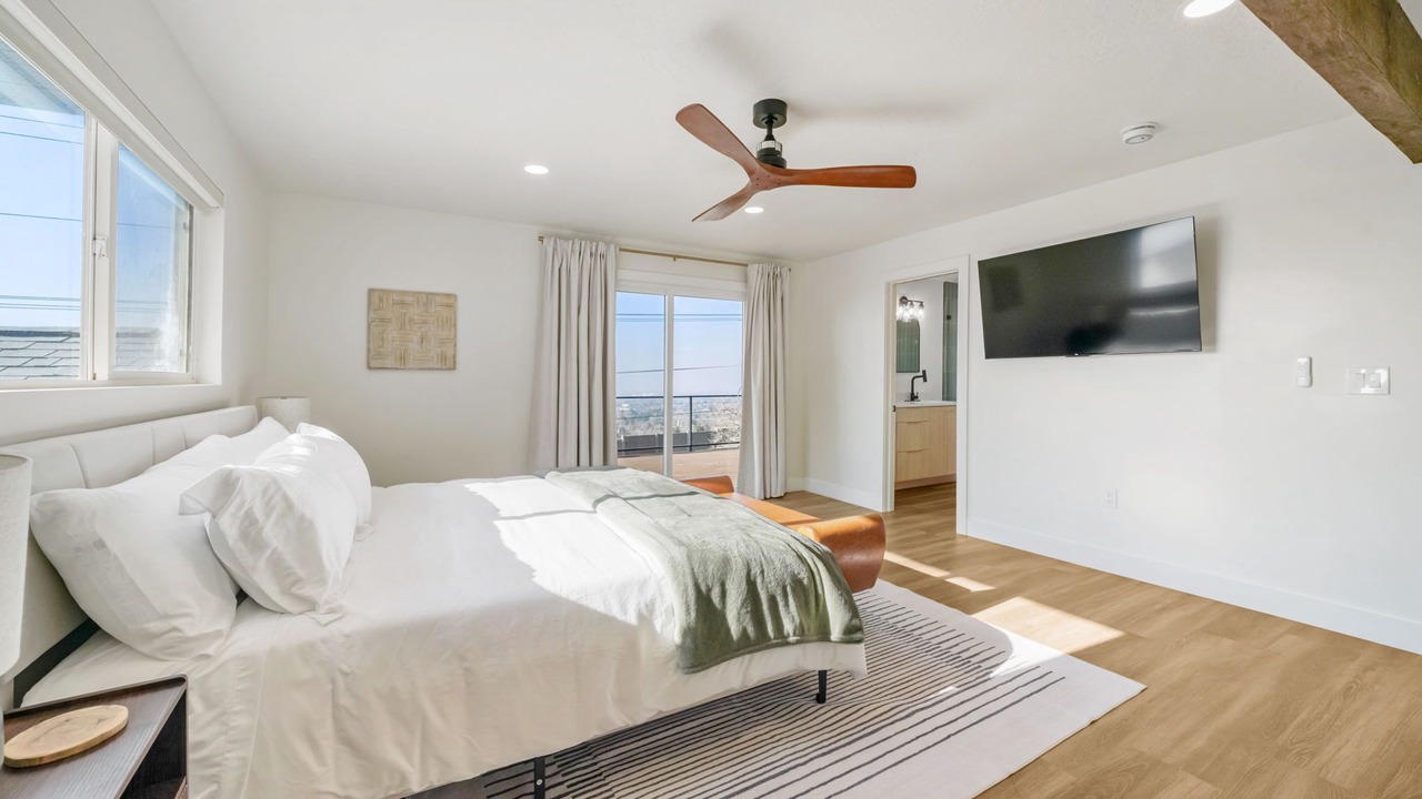 Photo of Bedroom in Olympus Cove