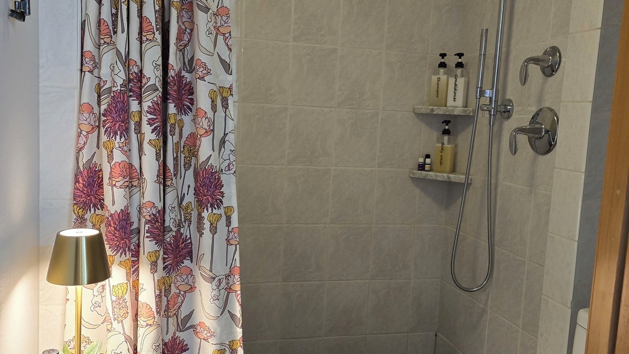Photo of Bathroom in Seattle Hill-Silver Firs