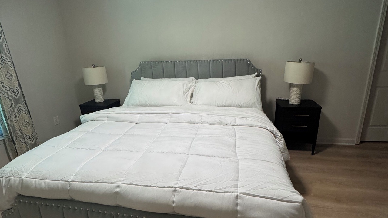 Photo of Bedroom in Smyrna