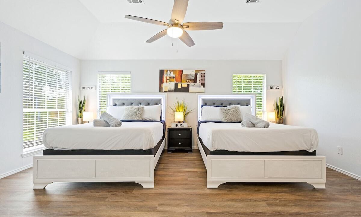 Photo of Bedroom in Allen