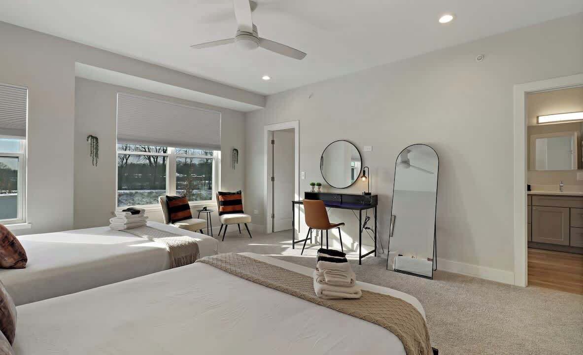 Photo of Bedroom in Warrenville
