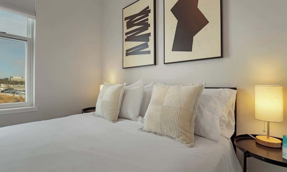 Photo of Bedroom in Warrenville