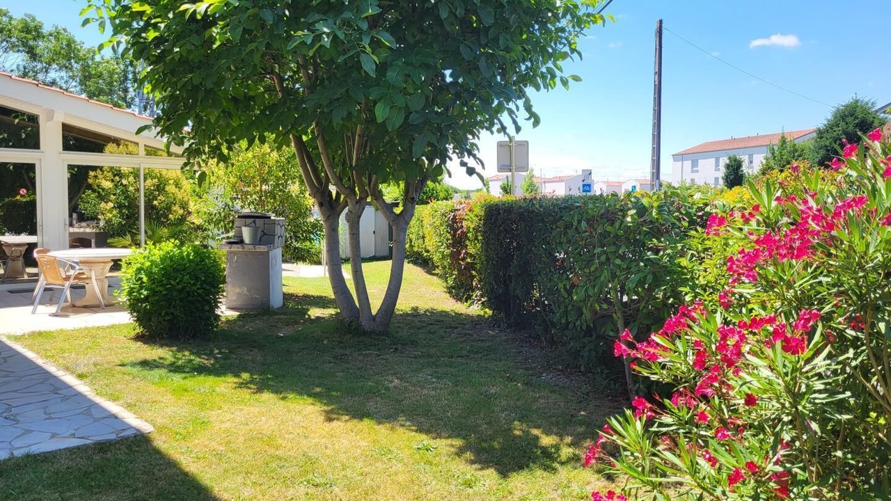 Photo of Outdoor in Aussonne