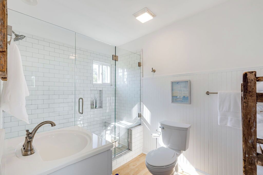 Photo of Bathroom in Deltaville