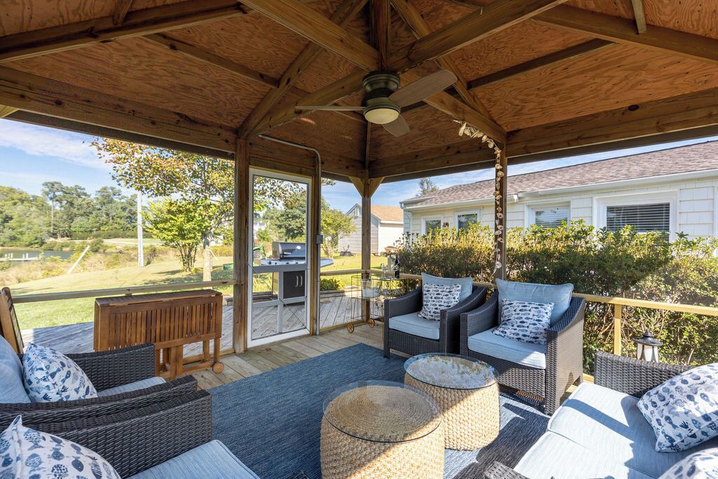 Photo of Patio Balcony in Deltaville