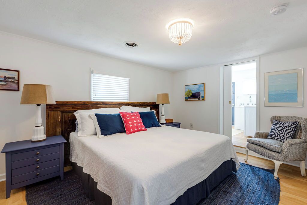 Photo of Bedroom in Deltaville