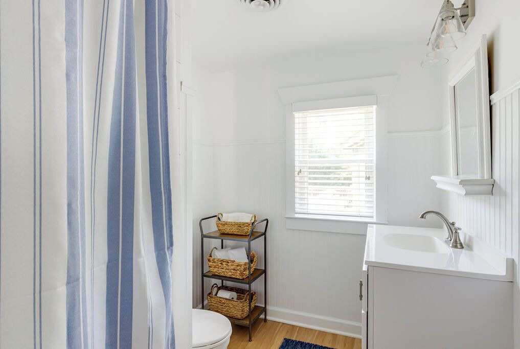 Photo of Bathroom in Deltaville