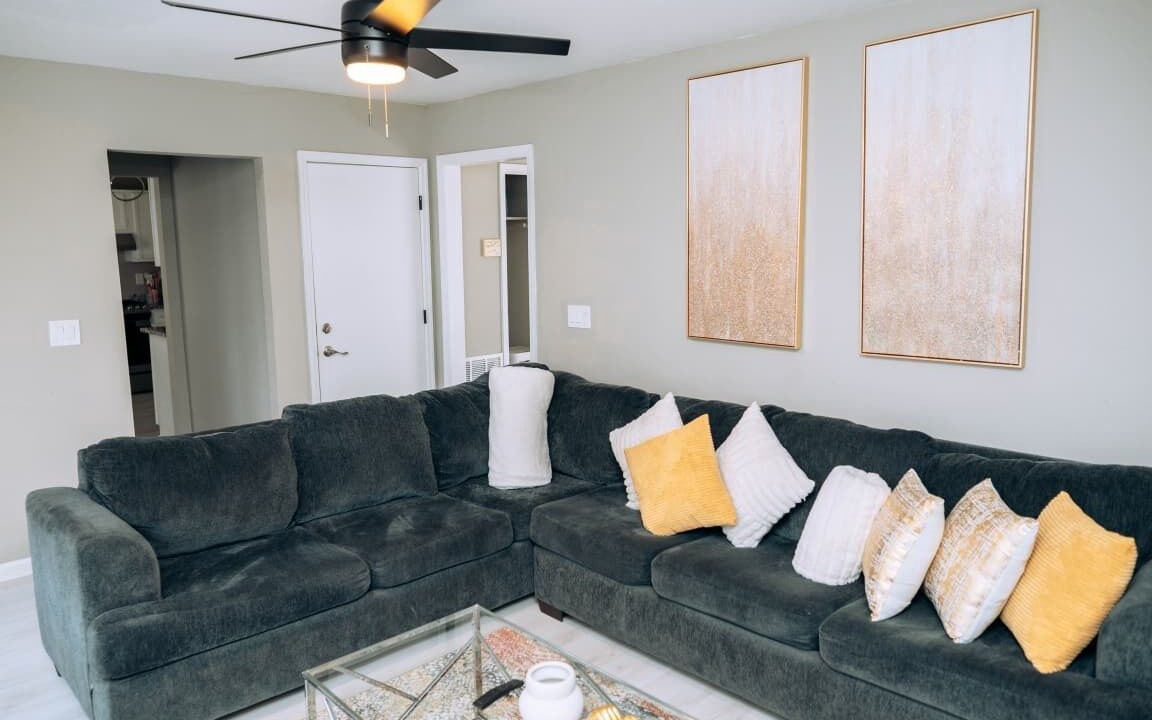 Photo of Livingroom in Decatur
