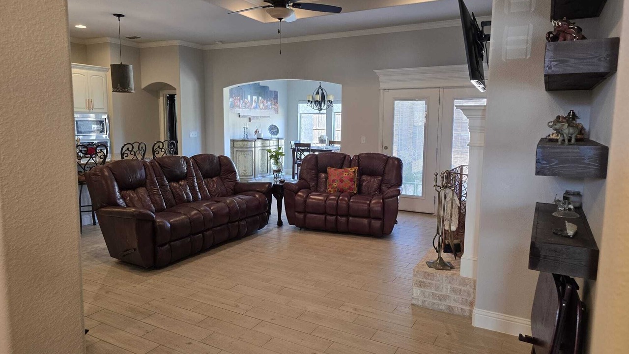 Photo of Livingroom in Saginaw