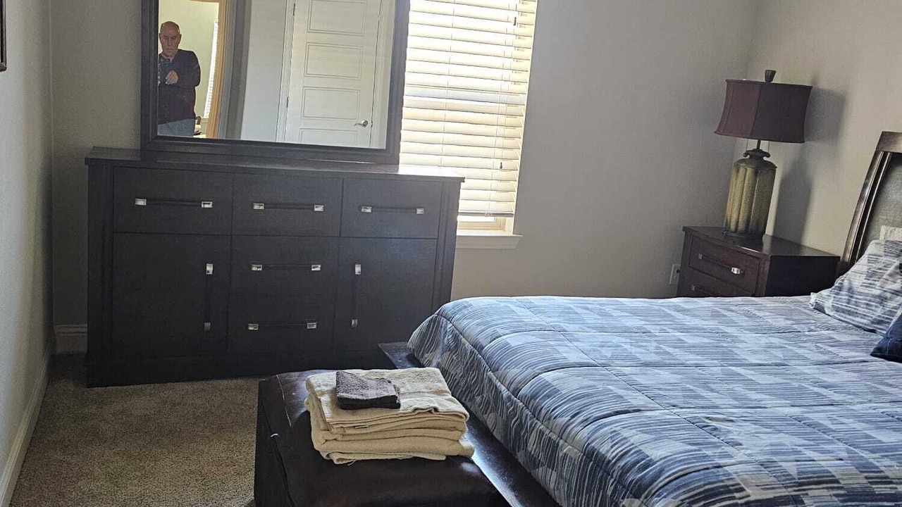 Photo of Bedroom in Saginaw