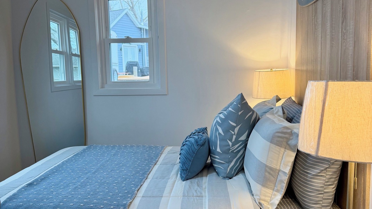 Photo of Bedroom in Clear Lake