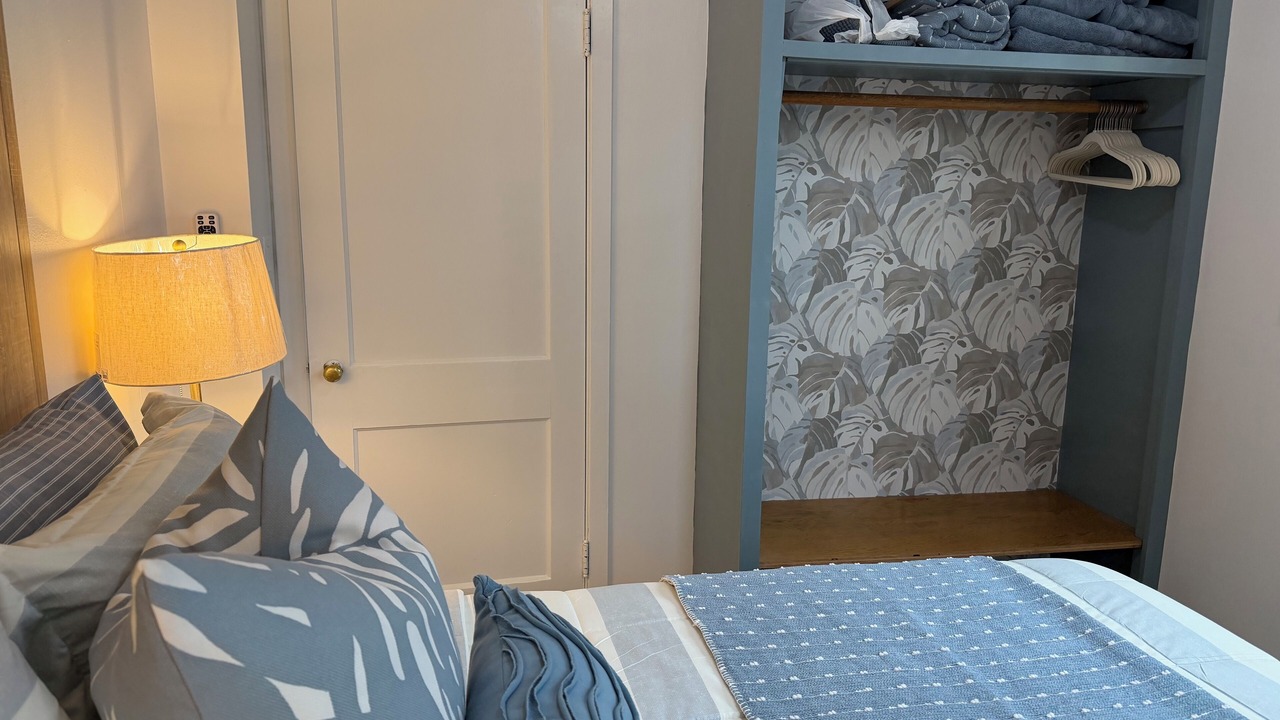 Photo of Bedroom in Clear Lake