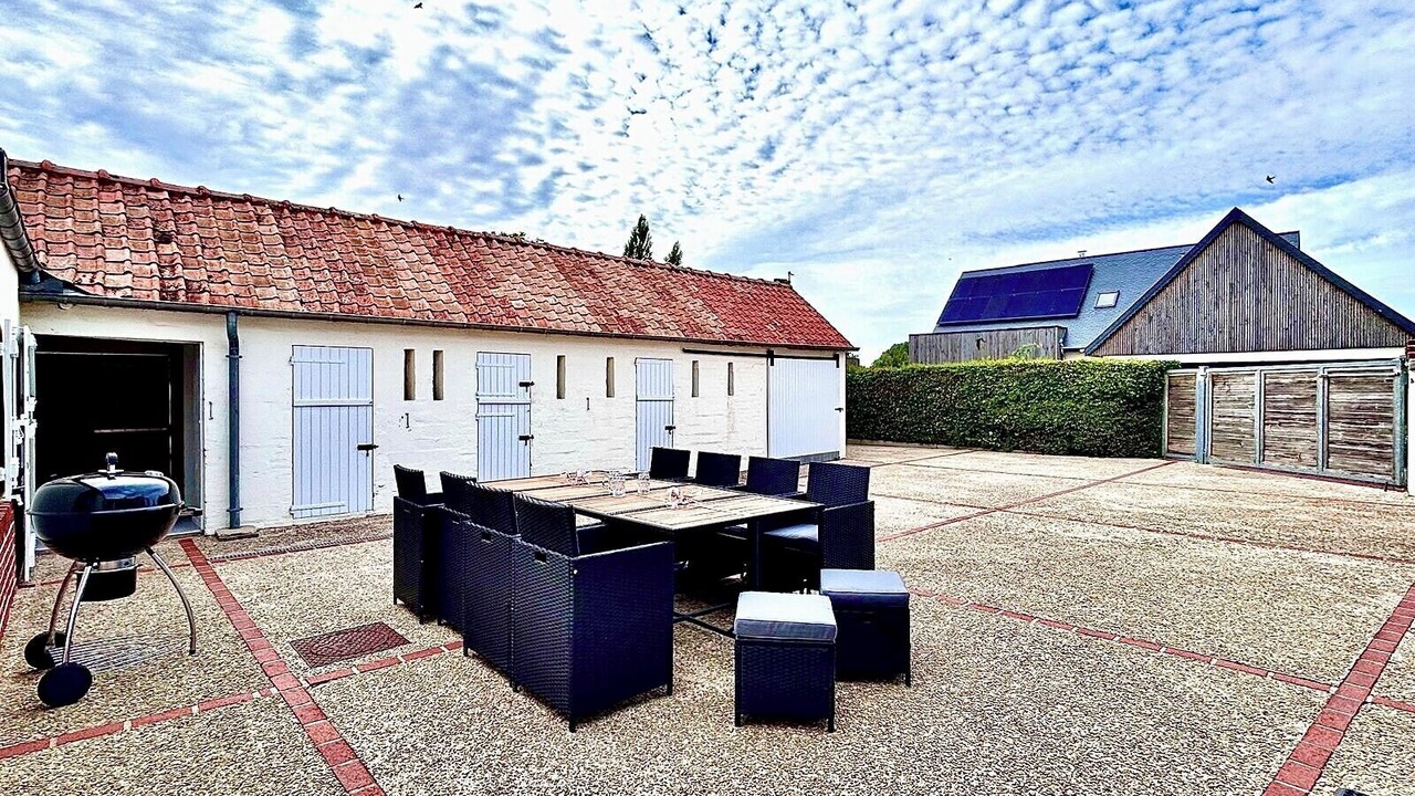 Photo of Outdoor in Rue