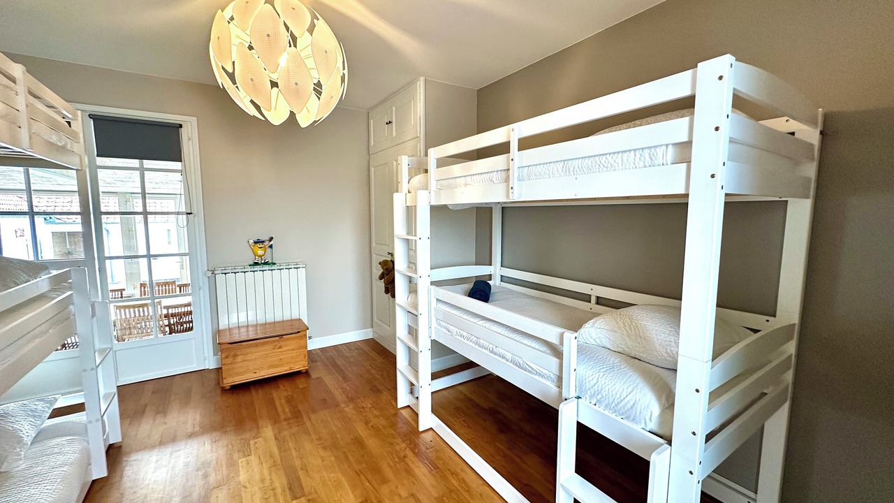 Photo of Bedroom in Rue