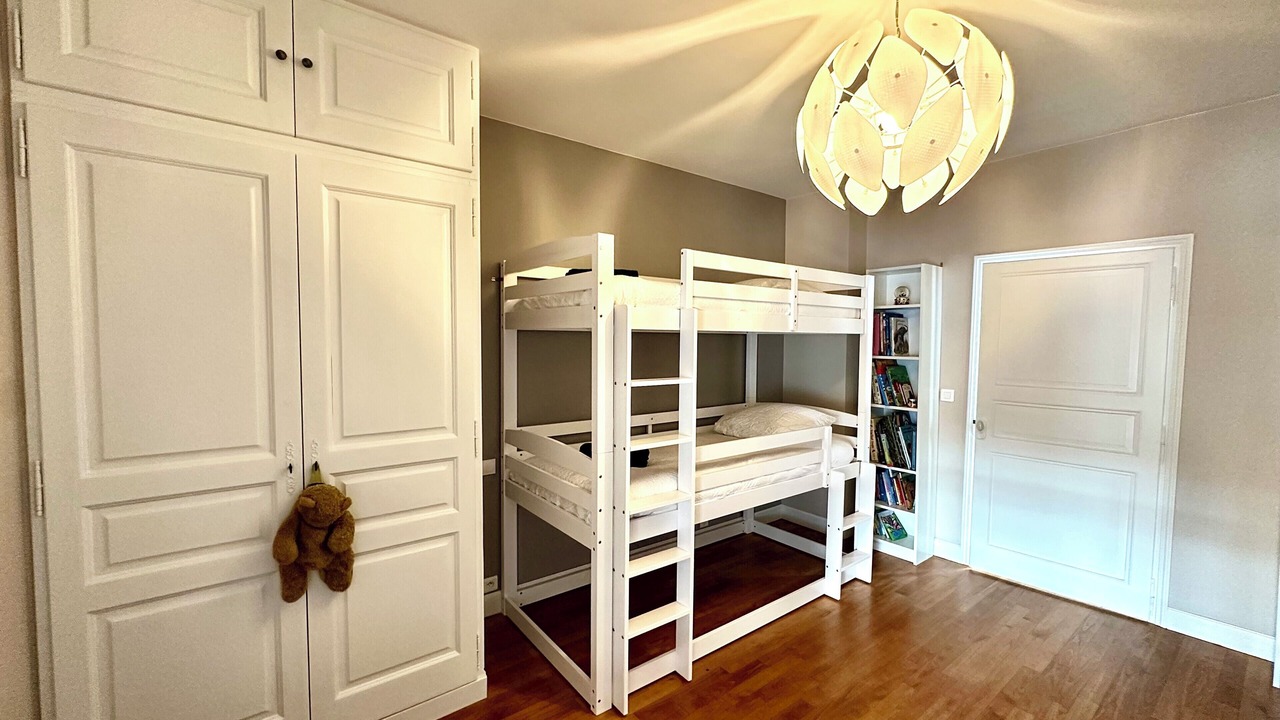 Photo of Bedroom in Rue