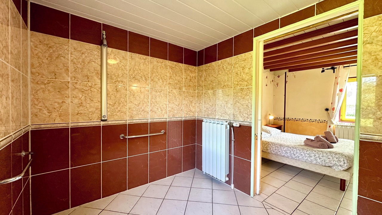 Photo of Bathroom in Favieres