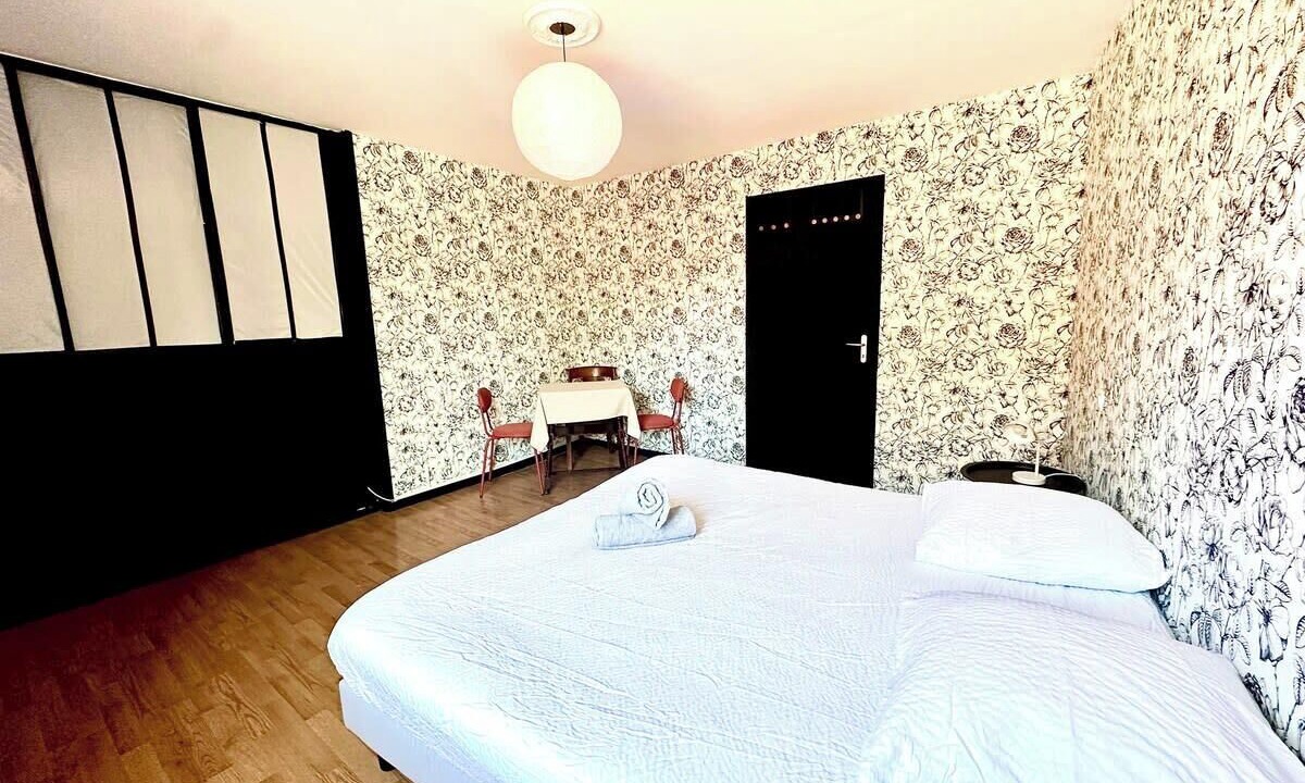 Photo of Bedroom in Abbeville